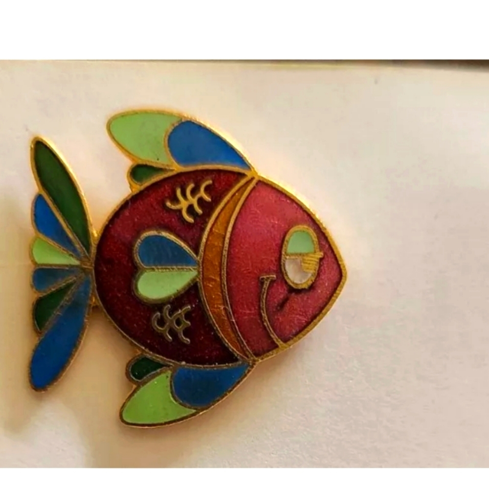 Pin Enamel Vintage "Charlie The Tuna" 1975 "Nifty Gifts Aviva" Animated Fish Pin